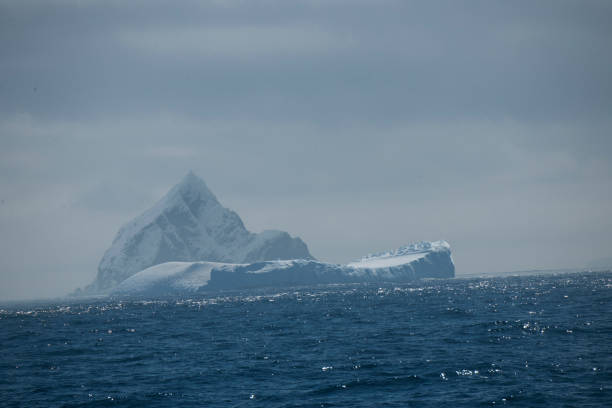 istock Antartica mountains and snow 975242734
