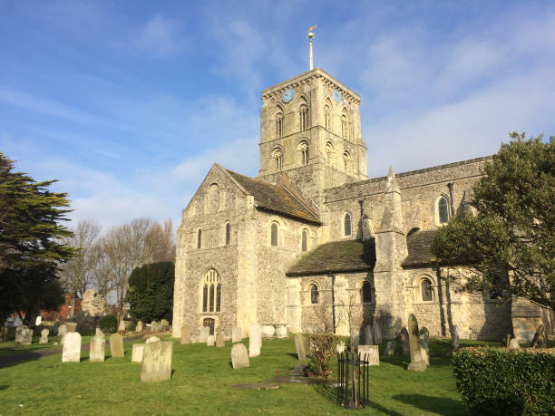 istock Shoreham by sea church 975263888