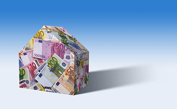 istock moneyhouse - eurobills 97529445