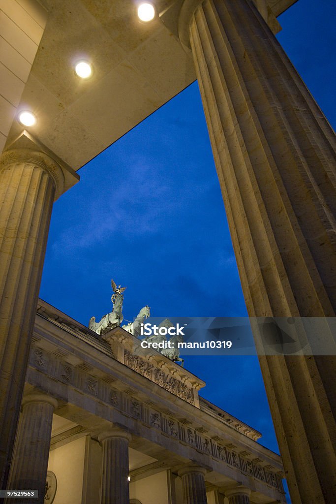 Brandenburger Tor - Zbiór zdjęć royalty-free (Mur berliński)