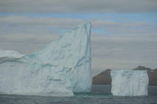 istock Antartica's beautiful landscape 975315492
