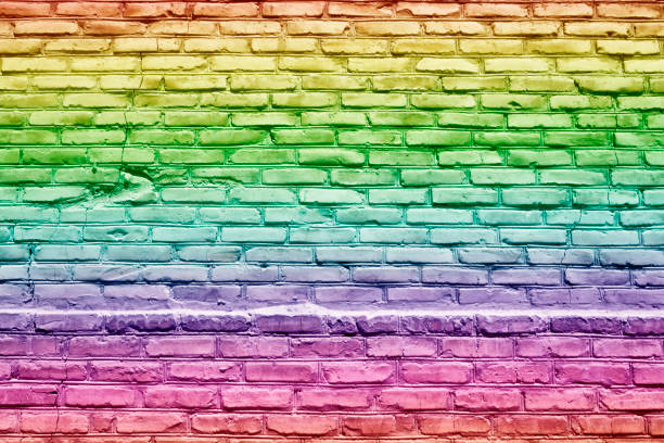 디자인 요소입니다. 고 대 벽돌 벽 텍스처 톤 무지개 깃발 색상으로 채워진 - vibrant color outdoors vertical horizontal 뉴스 사진 이미지