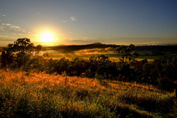 sunrise view over the grandchester area of ipswich, queensland - grandchester imagens e fotografias de stock