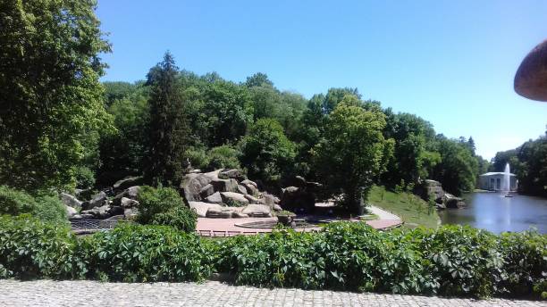 kamienny ogród w parku sofiyivsky - uman zdjęcia i obrazy z banku zdjęć