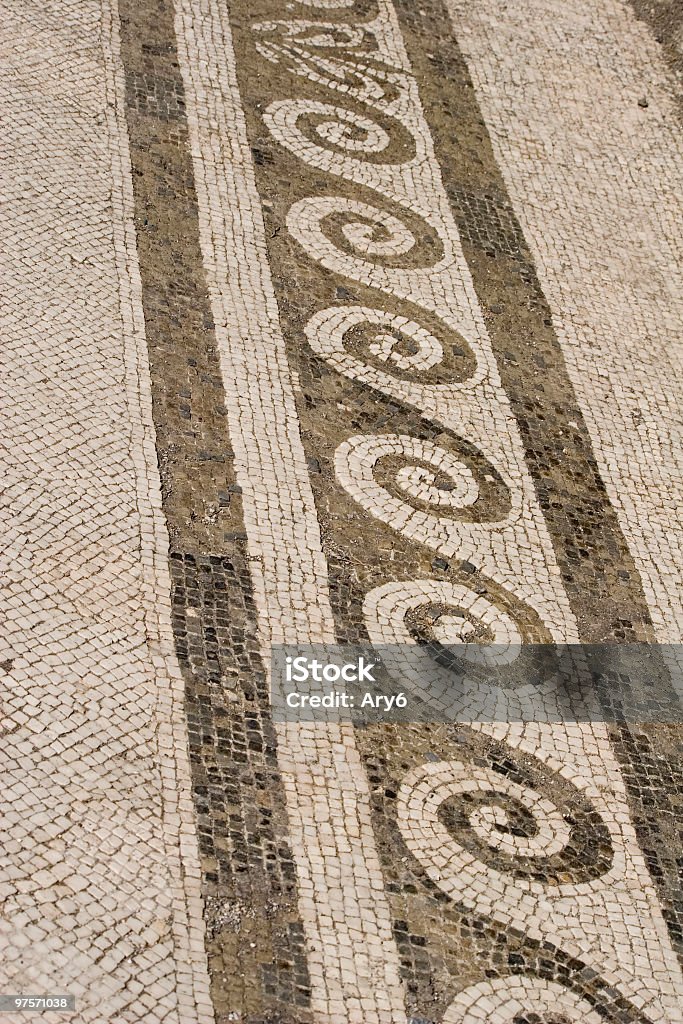 Pavimento a mosaico - Foto stock royalty-free di Mosaico