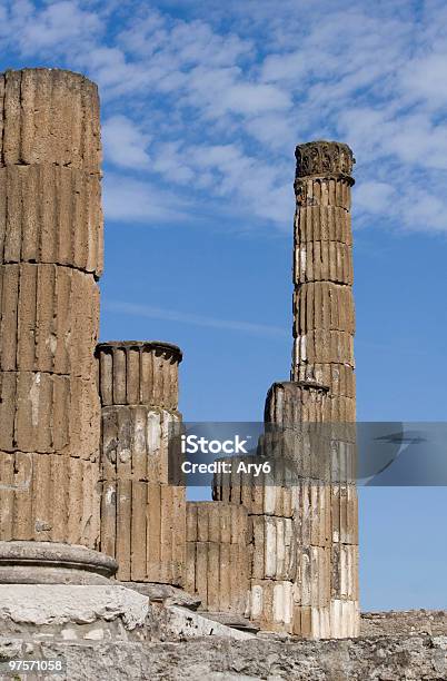 Le Colonne - Fotografie stock e altre immagini di Ambientazione esterna - Ambientazione esterna, Archeologia, Architettura