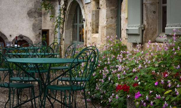 istock Medieval town Rocamadour 975830960