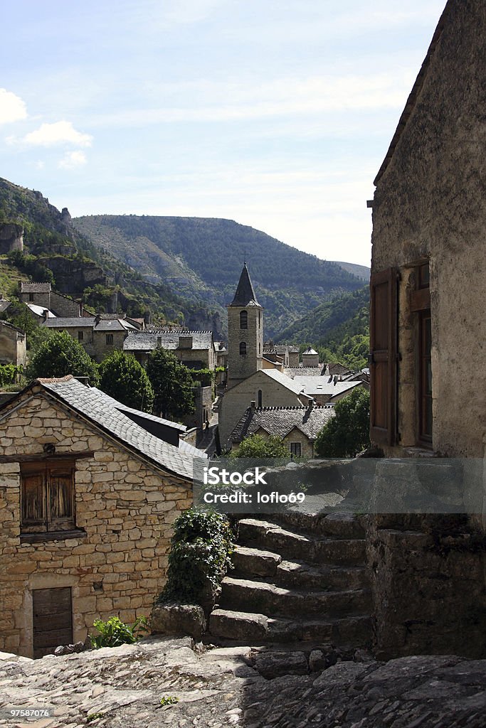 Sainte-Enimie village - Royaltyfri By Bildbanksbilder