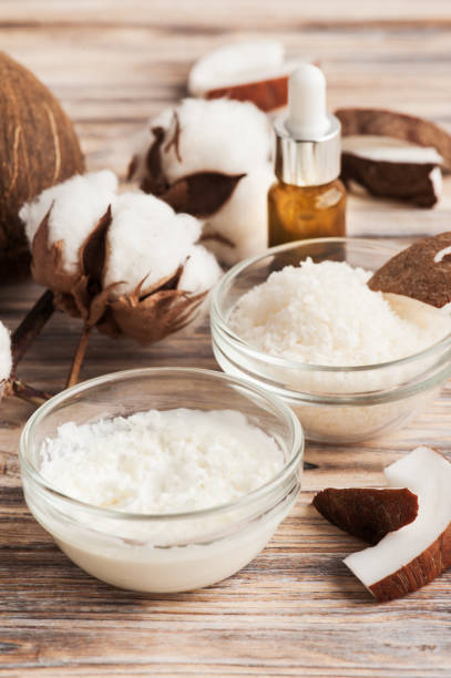 istock Natural hair treatment with coconut 975942548