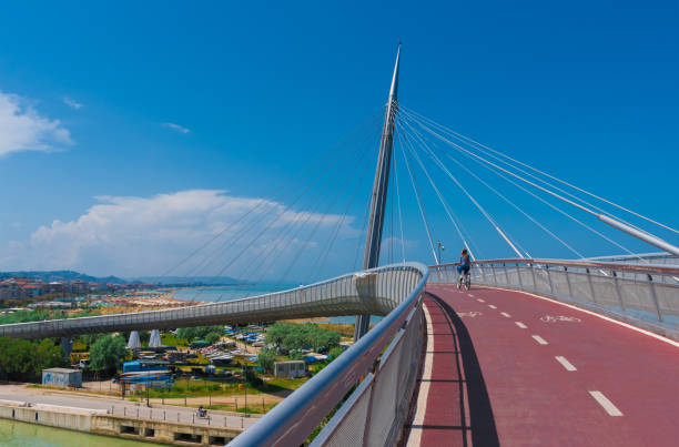 pescara (italy) - 'ponte del mare' - pescara foto e immagini stock