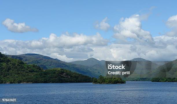 Sielanka Loch Lomond - zdjęcia stockowe i więcej obrazów Bez ludzi - Bez ludzi, Brzeg jeziora, Brzeg wody