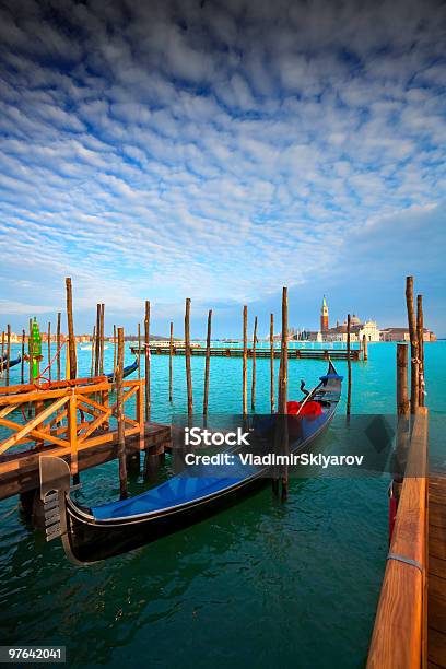 Venedig Stockfoto und mehr Bilder von Gondel - Gondel, Hafen, Venedig