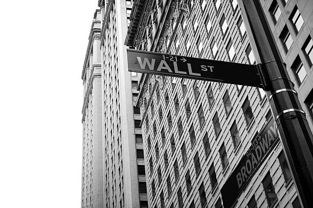 istock Wall Street, NY 97647299