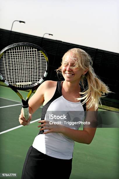 Retratos De Tenis Foto de stock y más banco de imágenes de Mujeres - Mujeres, Raqueta de tenis, Sensualidad