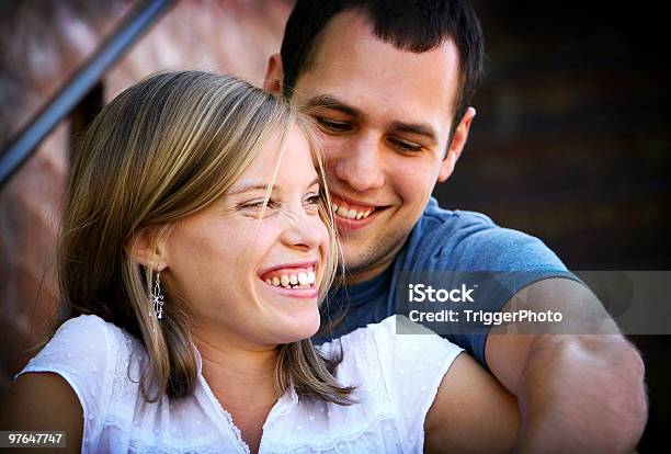 Photo libre de droit de Attrayant Couple Portraits banque d'images et plus d'images libres de droit de Adulte - Adulte, Affectueux, Amitié