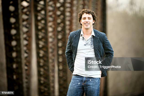 Retratos De Industrial - Fotografias de stock e mais imagens de Ao Ar Livre - Ao Ar Livre, Azul, Cabelo Humano