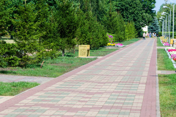 istock City Park, City sidewalk, 976599262