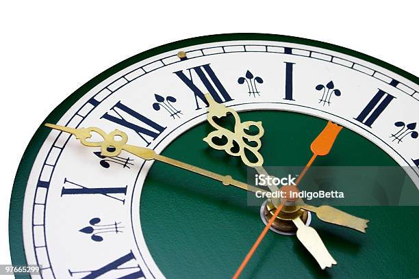 Mostrador De Relógio Do Relógio Analógico - Fotografias de stock e mais imagens de 12 Horas - 12 Horas, Antigo, Branco