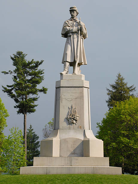 istock Old Simon guards the honored Union dead at Antietam 97688587