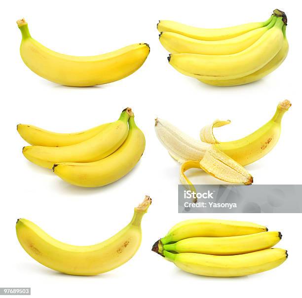 Raccolta Di Frutta Banana Isolato Su Bianco - Fotografie stock e altre immagini di Alimentazione sana - Alimentazione sana, Banana - Frutto tropicale, Cibi e bevande