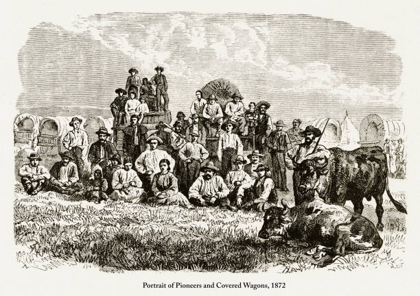 portret pionierów i zadaszonych wagonów, wczesne grawerowanie amerykańskie, 1872 - santa fe trail stock illustrations