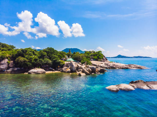 istock Scenic View Of Sea Against Sky 977065962