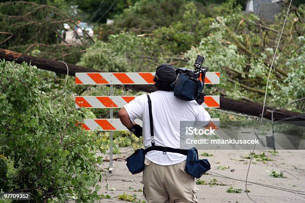 Tornado Następstwie - zdjęcia stockowe i więcej obrazów Filmować - Filmować, Media, Pogoda