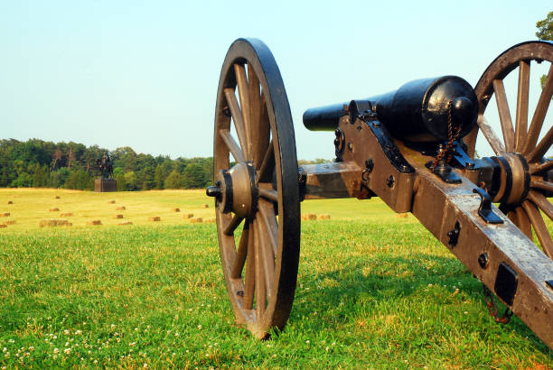 cannon at manassas battlefield - manassas war famous place park imagens e fotografias de stock