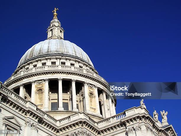 St Paul S Cathedral - Fotografie stock e altre immagini di Ambientazione esterna - Ambientazione esterna, Anglicanesimo, Architettura