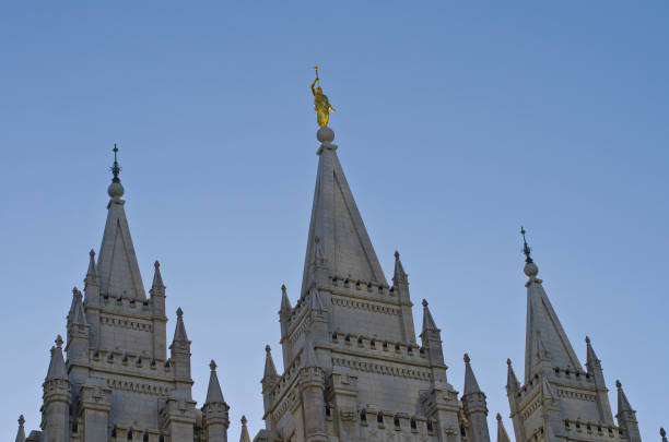 istock Golden Moroni facing the east 977421848