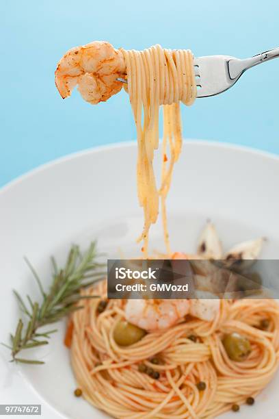 Pyszne Spaghetti Z Krewetkami - zdjęcia stockowe i więcej obrazów Bez ludzi - Bez ludzi, Bliskie zbliżenie, Czosnek