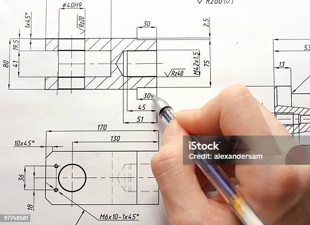 Disegno - Fotografie stock e altre immagini di Adulto - Adulto, Affari, Carta