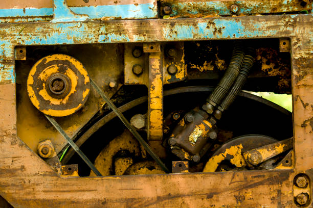 istock Dusty engine parts are rusty. 977573074