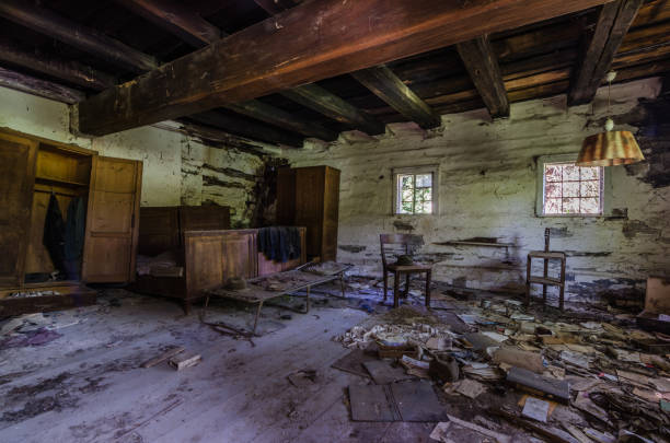 istock old farmhouse with room 977590826