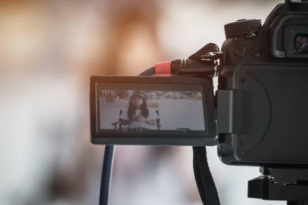 istock Video journalist or reporter on LCD Screen Blank camera  for copy space in your text message or promotional content, advertising mock up empty insert for coutomer Background. 977616588