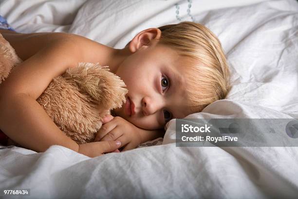 ベッドタイム - テディベアのストックフォトや画像を多数ご用意 - テディベア, ベッド, 子供
