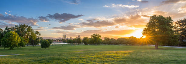 denver, colorado - panoramic fotografías e imágenes de stock