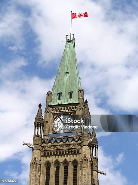 Foto de A Paz Towero Parlamento Do Canadá e mais fotos de stock de Ottawa - Ottawa, Símbolos de Paz, Torre - Estrutura construída