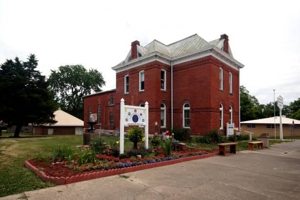 istock Louisville, Illinois 977898572