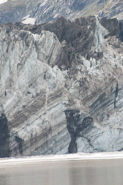 istock Alaska mountains and ocean and icebergs 977933886