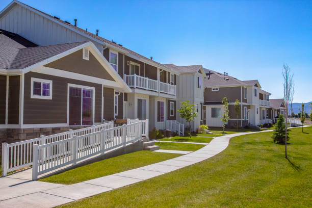 istock Townhouses in Utah Valley with lawn 977988072