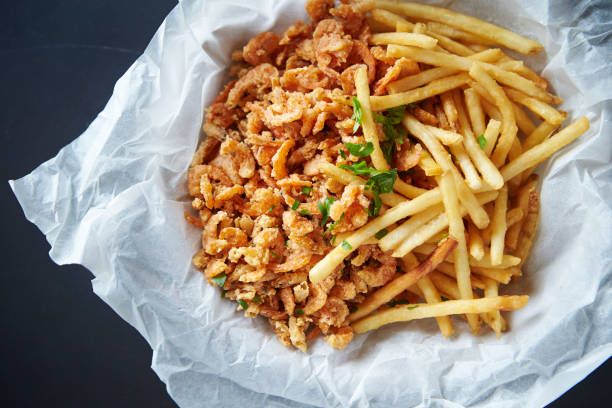 istock Fried potato and fried shrimps 978012476