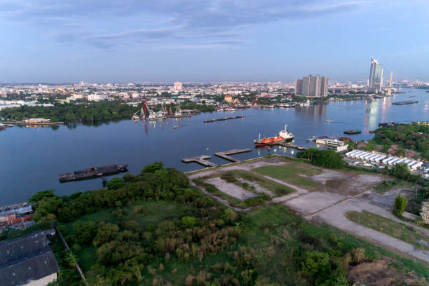 istock Morning with Chao phraya river 978078346