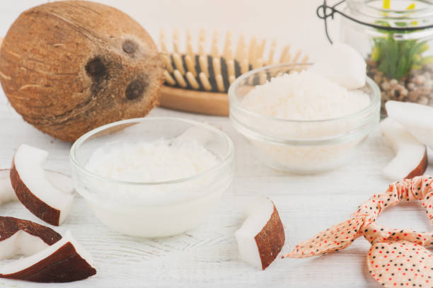 istock Natural hair treatment with coconut 978268364