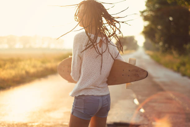 istock Skater in a road 978277934