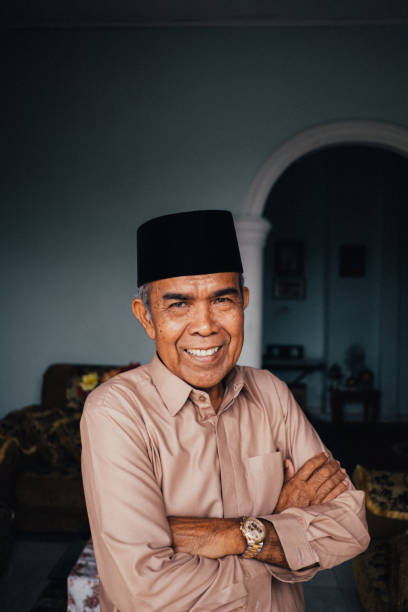 istock Portrait of Muslim man 978295902
