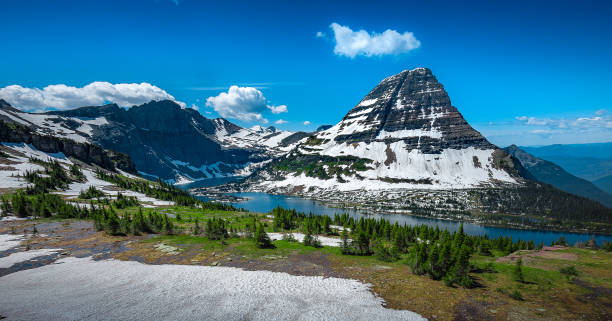 istock Hidden Lake in the summer 978332492