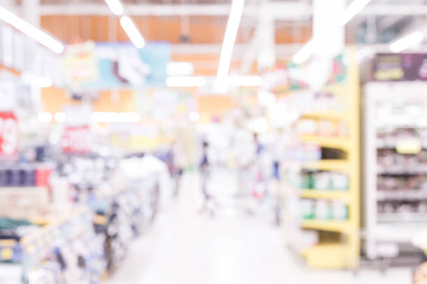 istock Blurred image of supermarket's shelf 978372258