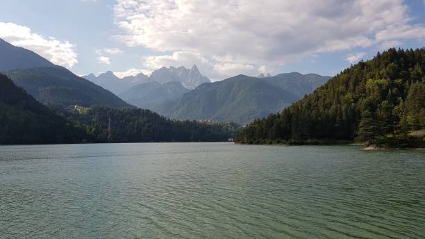 istock Lake and blue sky between the mountains 978453290