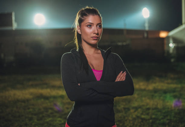 istock Sporty young woman 978494510